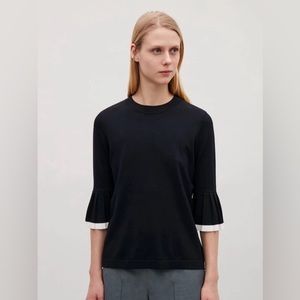 Cos Pleated Bell Sleeve Monochrome Blouse Top Black White Contrast Knit Classic